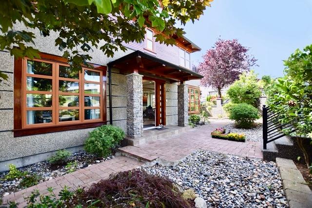 Image gallery marquee