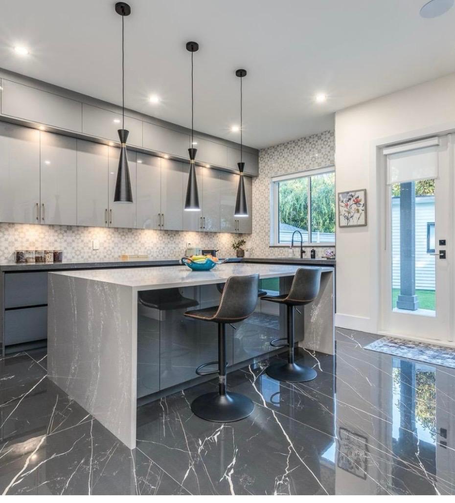 Image gallery marquee